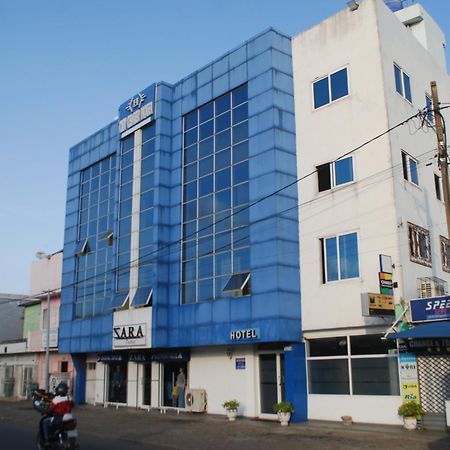 Benin City Center Hotel โกโตนู ภายนอก รูปภาพ