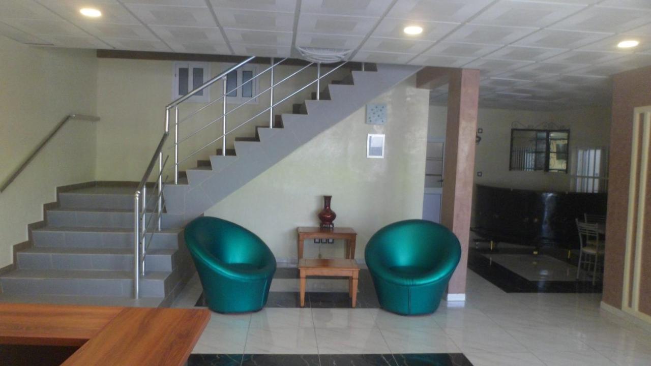 Benin City Center Hotel โกโตนู ภายนอก รูปภาพ